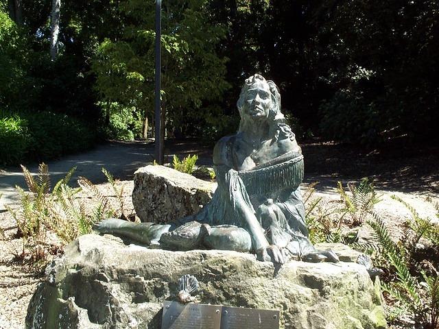 The Weeping Tainui, Virginia Lake, Wanganui